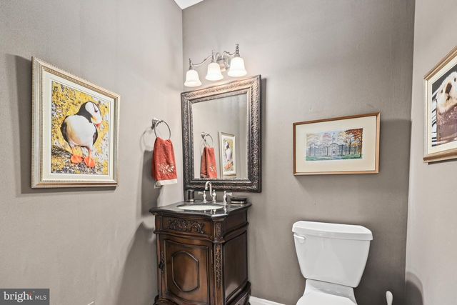 40890 BEECHNUT RD, Leesburg, VA 20175
