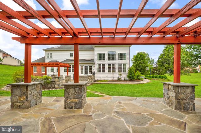 40890 BEECHNUT RD, Leesburg, VA 20175