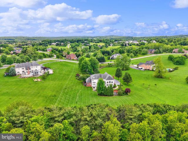 40890 BEECHNUT RD, Leesburg, VA 20175