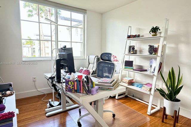 4350 NW 107th Ave 202-2, Doral, FL 33178