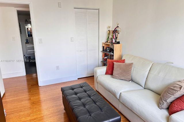 4350 NW 107th Ave 202-2, Doral, FL 33178