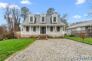 200 Fort St, West Point, VA 23181