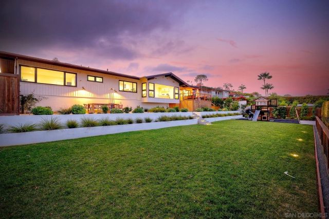 2980 Nichols St, San Diego, CA 92106