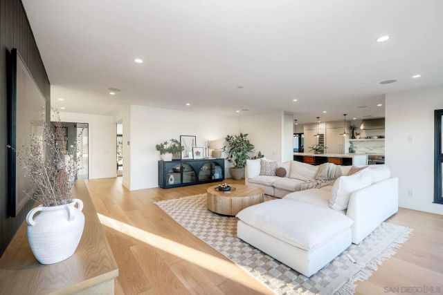 2980 Nichols St, San Diego, CA 92106