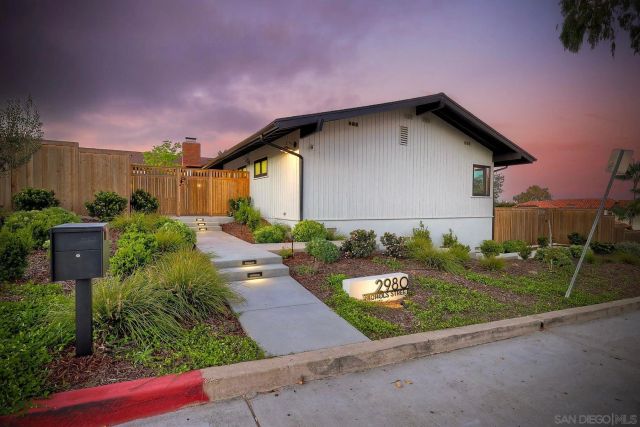 2980 Nichols St, San Diego, CA 92106