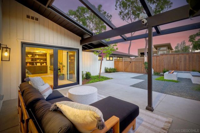 2980 Nichols St, San Diego, CA 92106