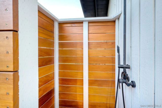 2980 Nichols St, San Diego, CA 92106