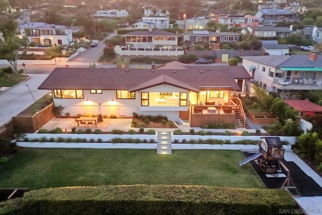 2980 Nichols St, San Diego, CA 92106