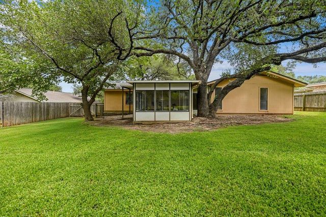 6713 Colina LN, Austin, TX 78759