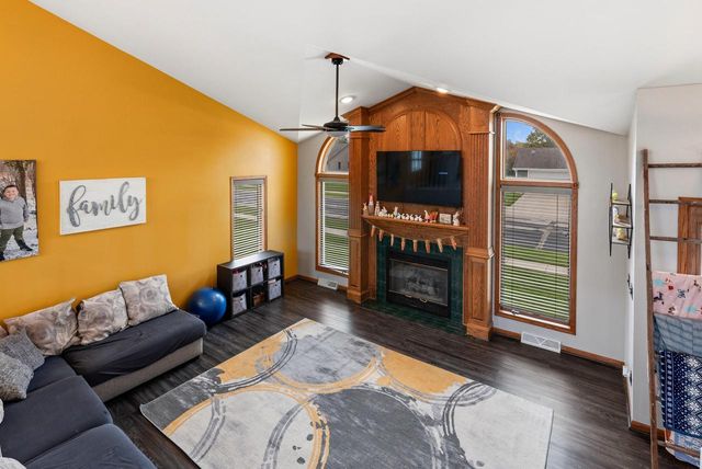 210 Dream Catcher DRIVE, Kewaskum, WI 53040