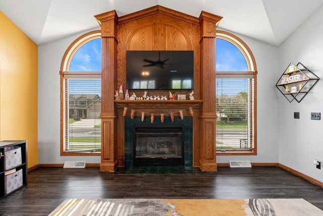 210 Dream Catcher DRIVE, Kewaskum, WI 53040