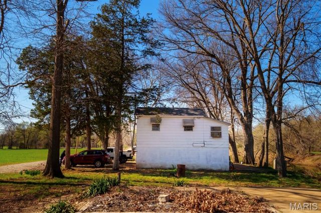 7030 Stovesand Road, Cedar Hill, MO 63016