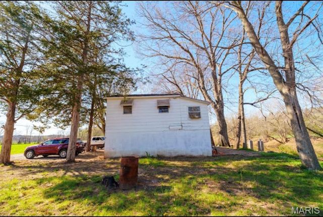 7030 Stovesand Road, Cedar Hill, MO 63016