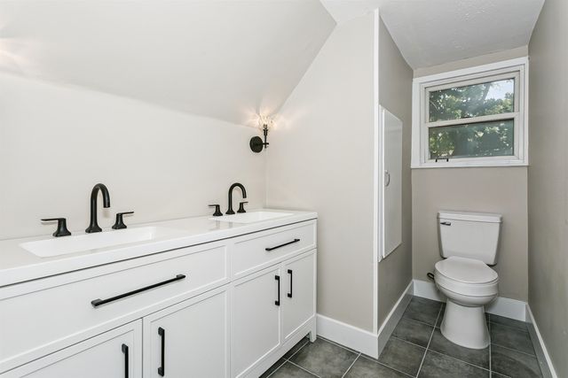 132 S Green, Wichita, KS 67211