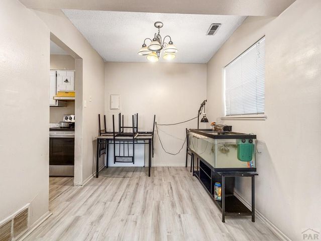 3223-3225 Baltimore Ave, Pueblo, CO 81008