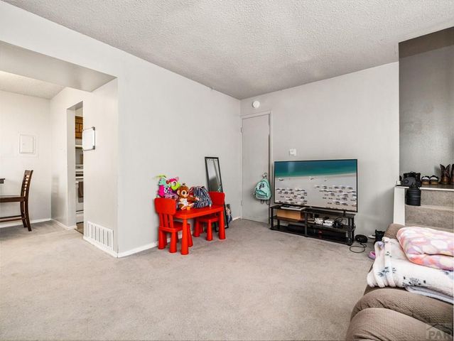 3223-3225 Baltimore Ave, Pueblo, CO 81008