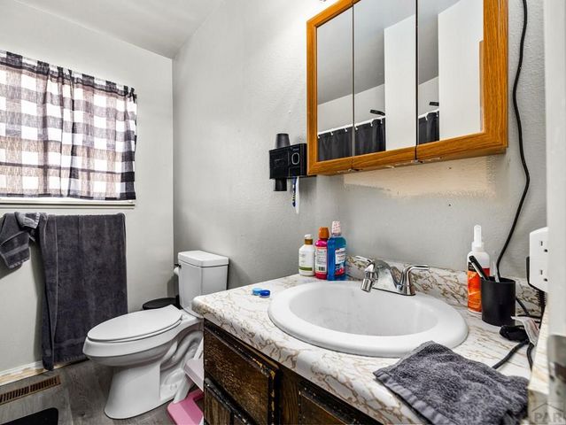 3223-3225 Baltimore Ave, Pueblo, CO 81008