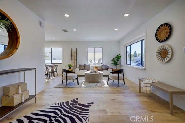 3738 Gondar, Long Beach, CA 90808