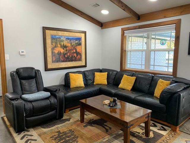 1544 Sweeden Road, Russellville, AR 72802