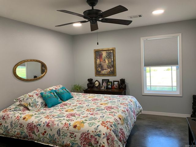 1544 Sweeden Road, Russellville, AR 72802