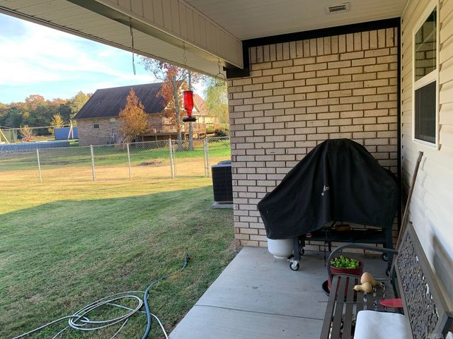 1544 Sweeden Road, Russellville, AR 72802