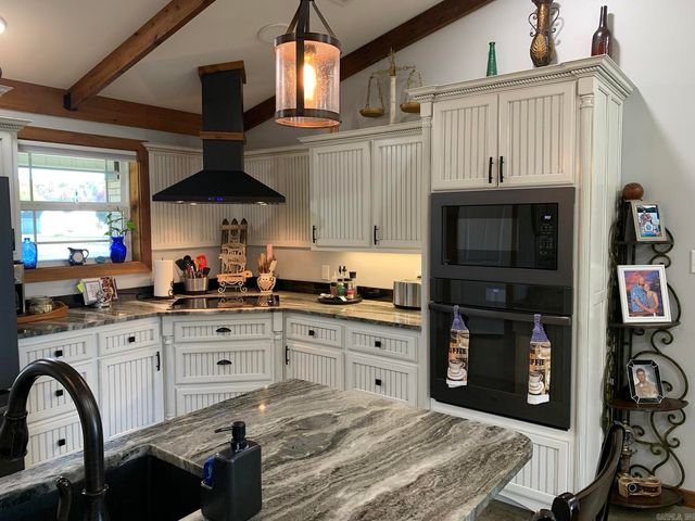 1544 Sweeden Road, Russellville, AR 72802