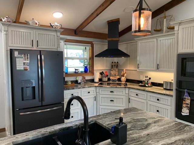 1544 Sweeden Road, Russellville, AR 72802