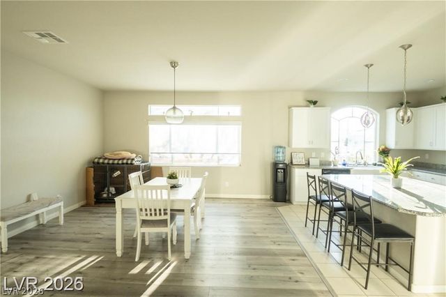 8525 Silver Coast Street, Las Vegas, NV 89139