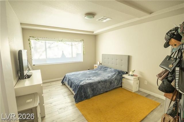 8525 Silver Coast Street, Las Vegas, NV 89139
