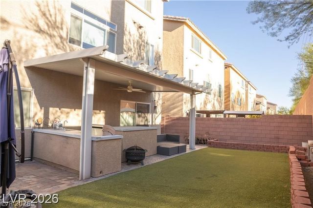 8525 Silver Coast Street, Las Vegas, NV 89139