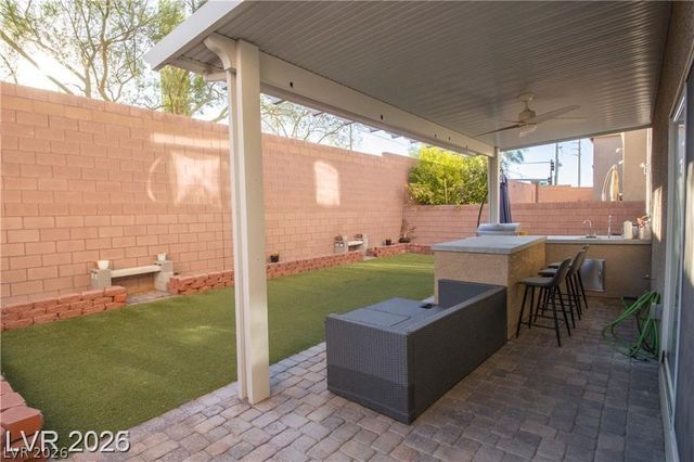 8525 Silver Coast Street, Las Vegas, NV 89139