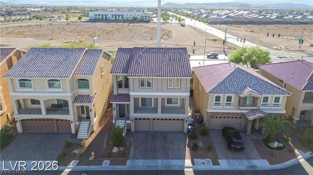 8525 Silver Coast Street, Las Vegas, NV 89139