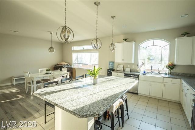 8525 Silver Coast Street, Las Vegas, NV 89139
