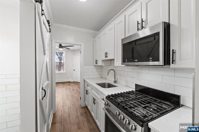 3027 John F Kennedy Boulevard 2, Jersey City, NJ 07306