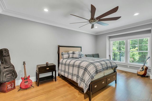 120 Cambon Avenue, Saint James, NY 11780