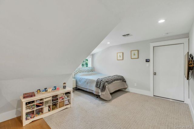 120 Cambon Avenue, Saint James, NY 11780