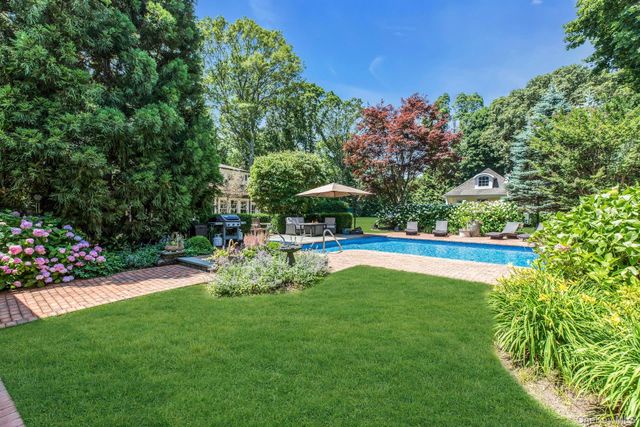 120 Cambon Avenue, Saint James, NY 11780