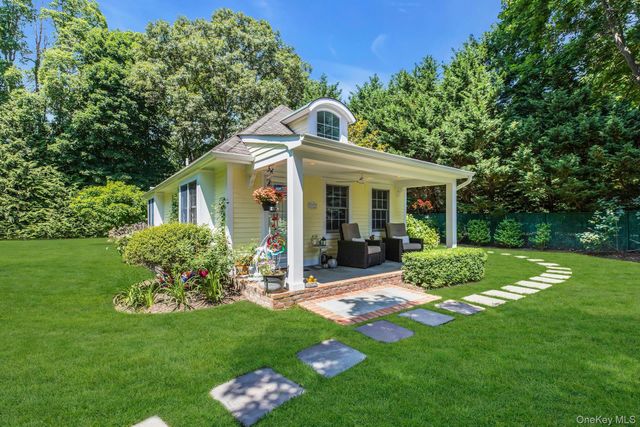 120 Cambon Avenue, Saint James, NY 11780