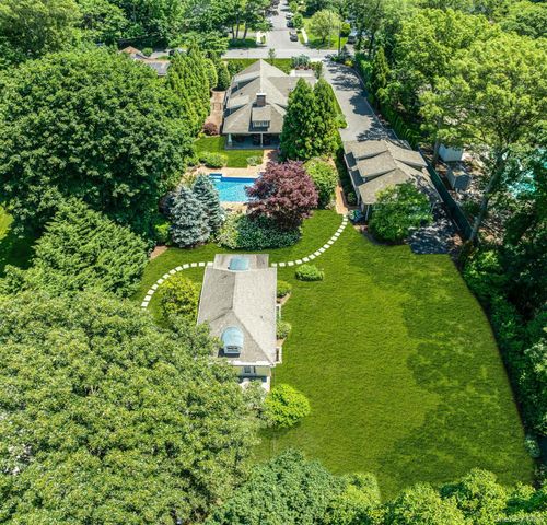 120 Cambon Avenue, Saint James, NY 11780