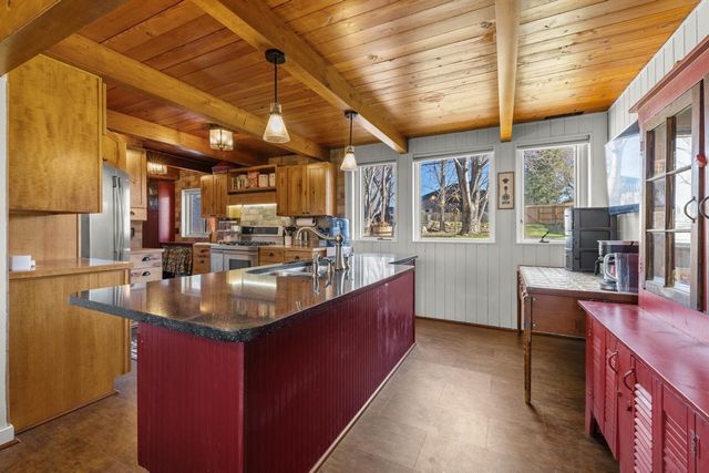413 13th Ave. NE, Minot, ND 58703