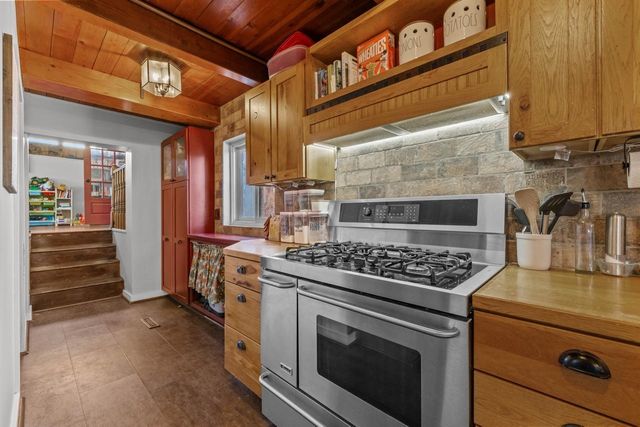 413 13th Ave. NE, Minot, ND 58703