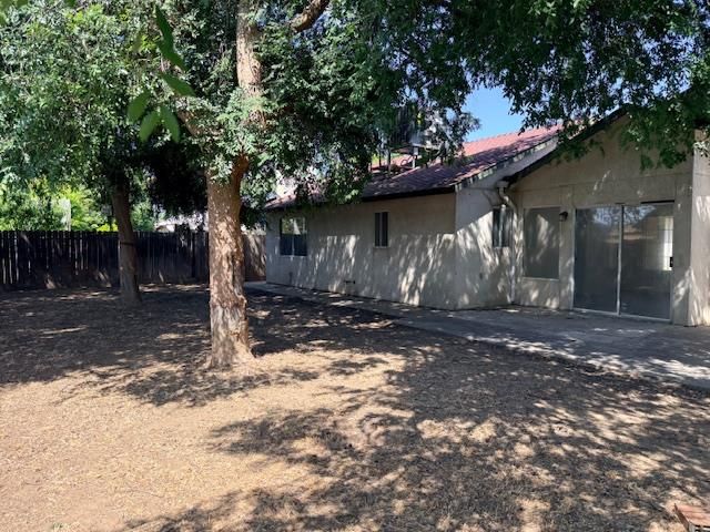 718 Gamay Avenue, Madera, CA 93637