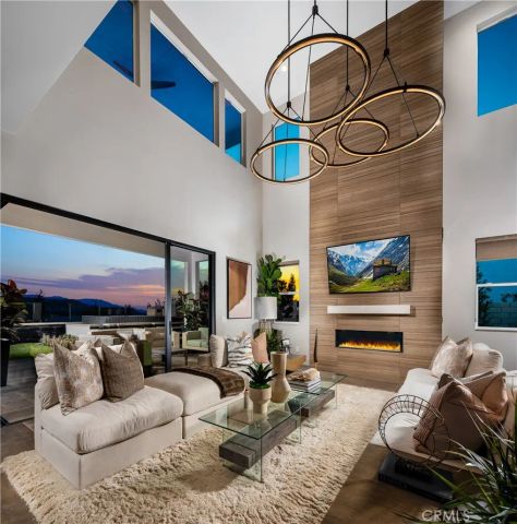 27528 Juniper Lane, Valencia, CA 91381