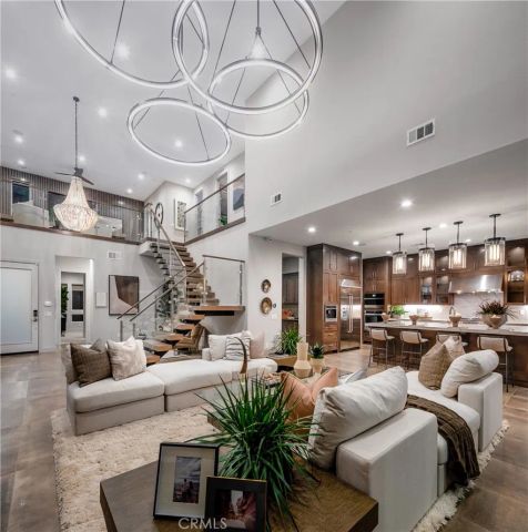 27528 Juniper Lane, Valencia, CA 91381