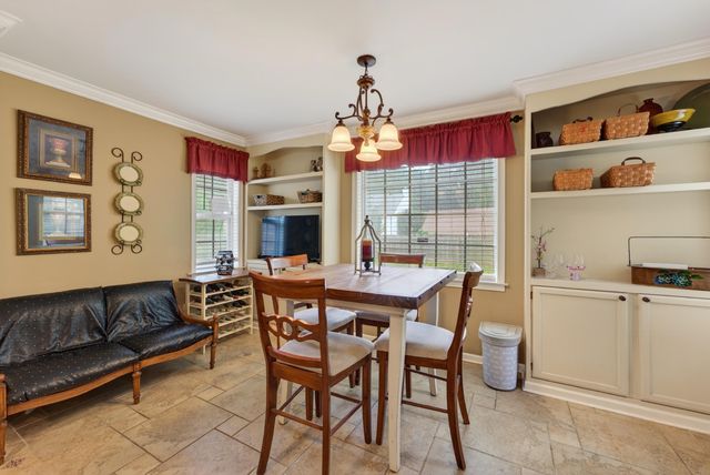 1962 CORBIN RD, Germantown, TN 38139