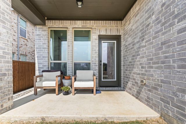 1720 Dartmoor Drive, Carrollton, TX 75010