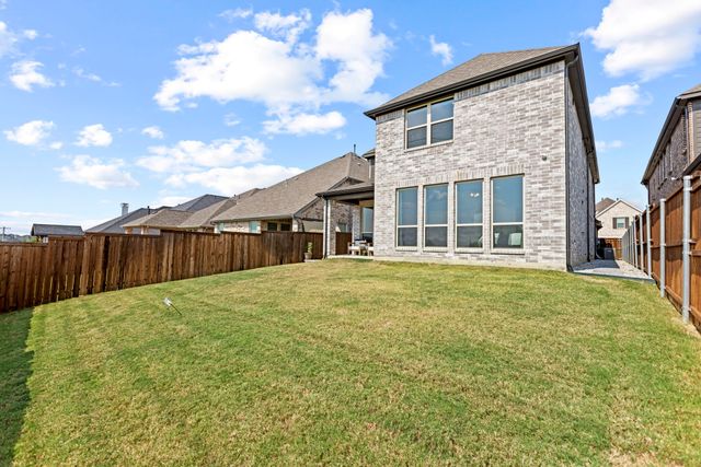 1720 Dartmoor Drive, Carrollton, TX 75010