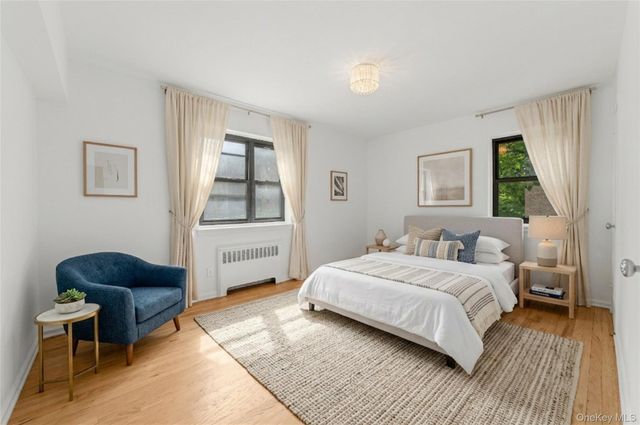 60 White Oak Street 2F, New Rochelle, NY 10801