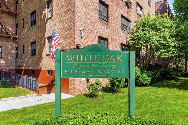 60 White Oak Street 2F, New Rochelle, NY 10801