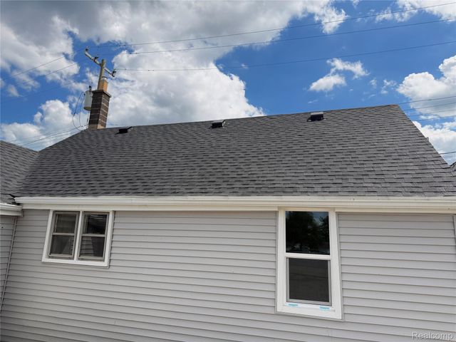 20730 Montrose Avenue, Warren, MI 48089